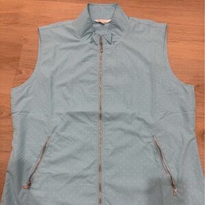 Light Blue Sleeveless Zip-Up Vest